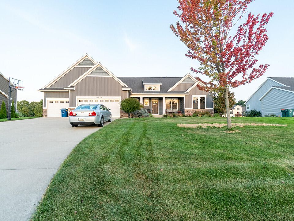 1st image of 12946 Sweetbriar Dr