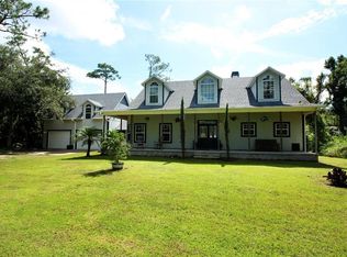 1152 Settlers Loop, Geneva, FL 32732