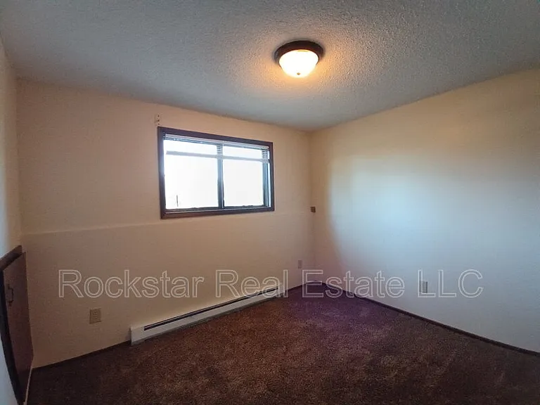 537 E Garland Ave — Photo 20