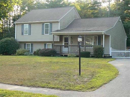 1st image of 33 Woodlawn St