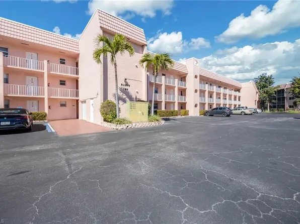 180 Turtle Lake CT #211, NAPLES, FL 34105