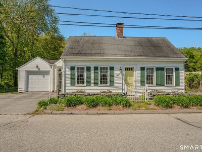 28 Church Lane, East Lyme, CT, 06333