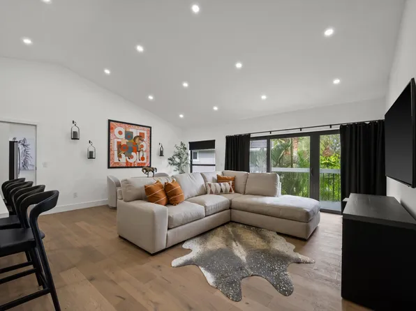 11863 Wimbledon Circle #512, Wellington, FL 33414