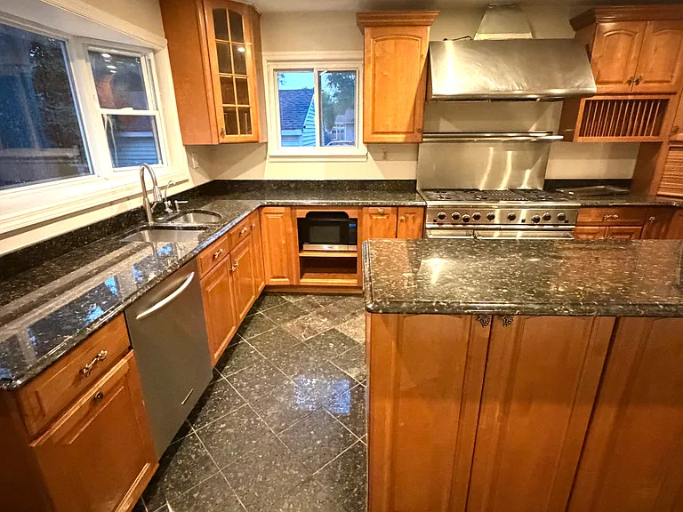 675 Mantoloking Rd — Photo 6