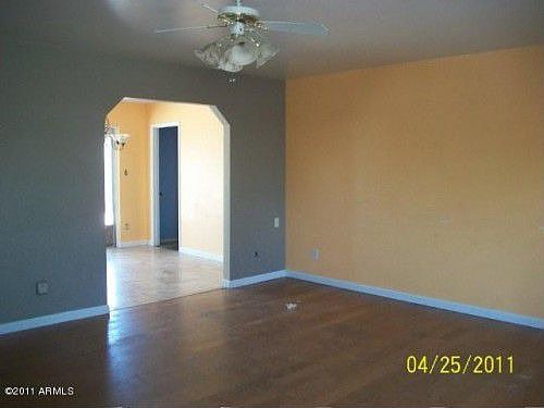 2nd image of 835 E 7th Ave