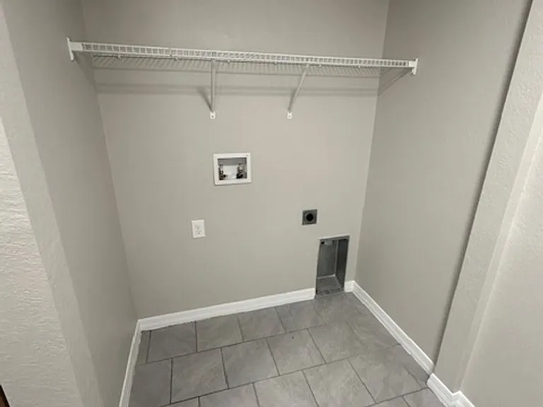 180-210 W Prince Pl — Photo 8