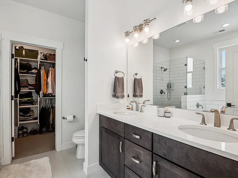 11921 N Shoreline Dr — Photo 5
