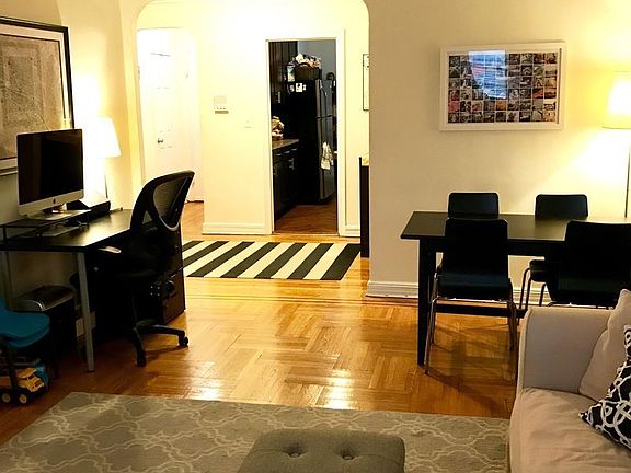 2nd image of 4746 40th St APT 6C
