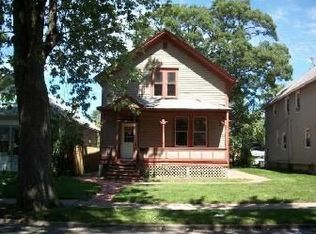 2430 Walnut St, Blue Island, IL 60406