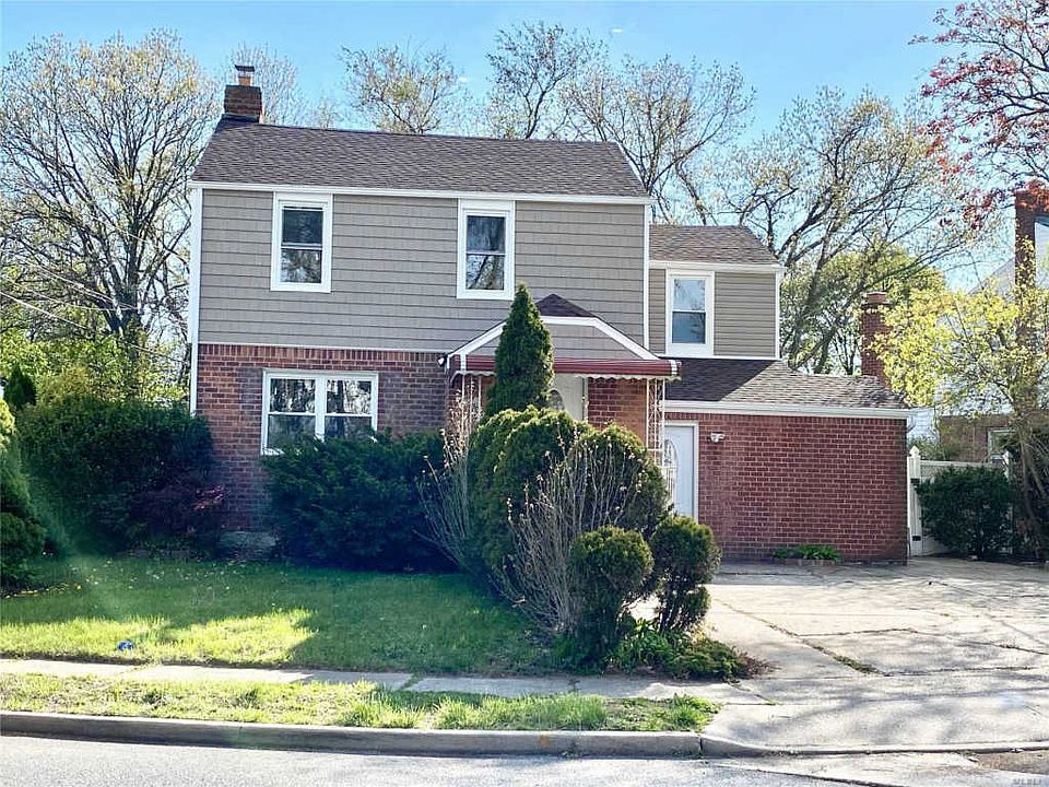 1st image of 38 Queens Ave #38