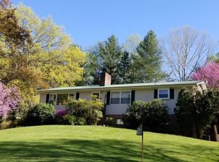 295 Bowers Ln, Elizabethton, TN 37643