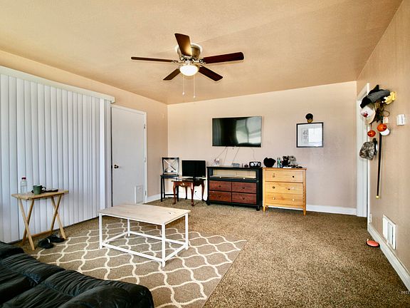 5th image of 705 N 2nd St