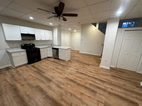 28-30 Fleet St #B, Boston, MA 02113