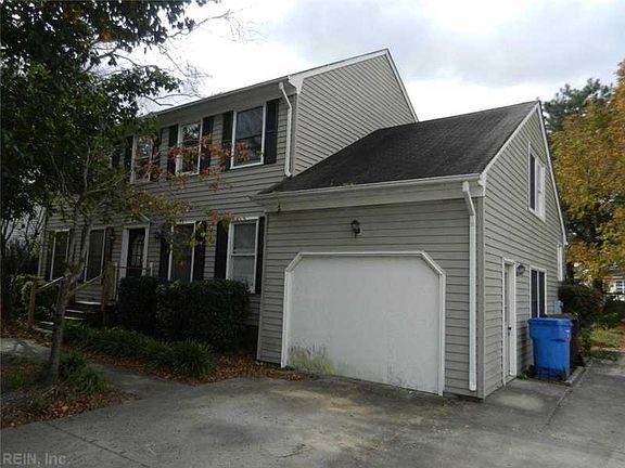 3rd image of 832 Kemp Meadow Dr