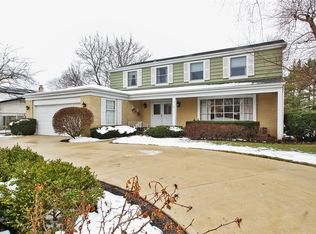 2314 Sussex Ln, Northbrook, IL 60062