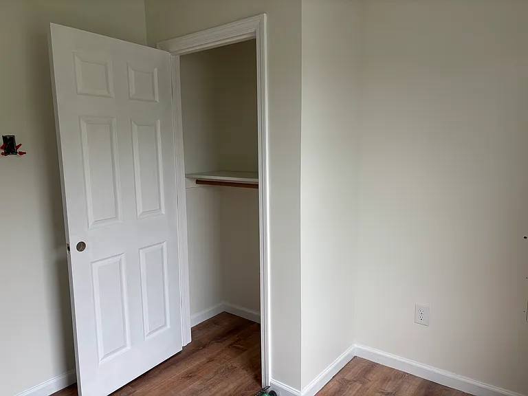 16 Munchausen Ave — Photo 8