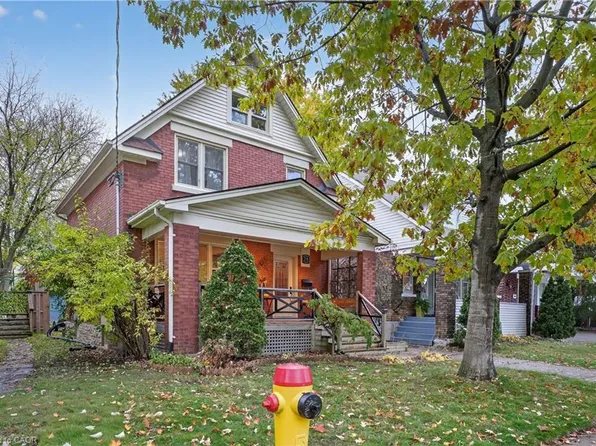 28 Troy St, Kitchener, ON N2H 1L8