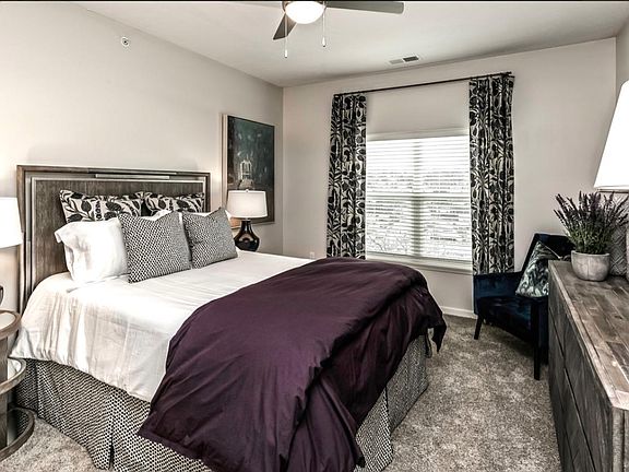 3rd image of 361 N 46th St APT 3305