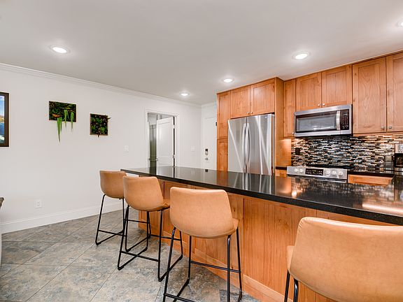 3rd image of 1775 Diamond St Unit 118