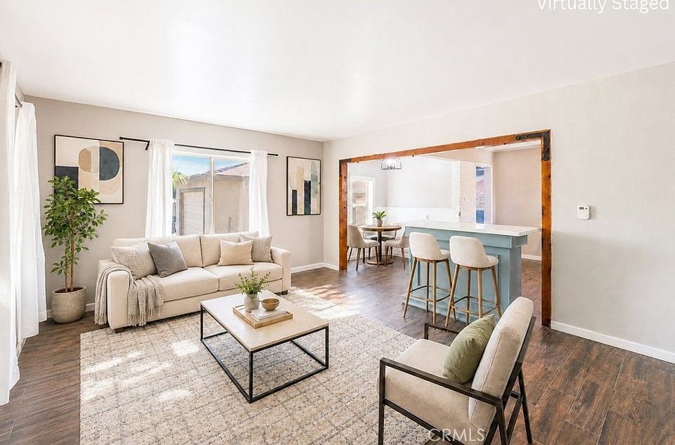 1st image of 20423 Catalina St