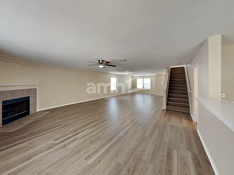 512 Hinge Loop — Photo 6