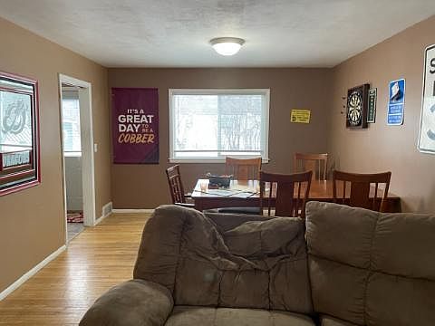 4th image of 1326 12th Ave S