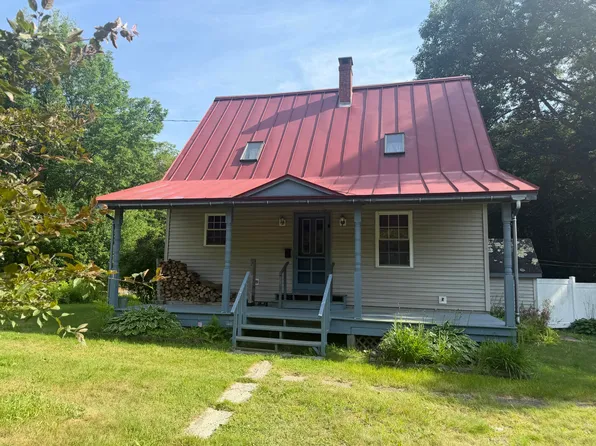 1 Thunder Alley, Belmont, ME 04952