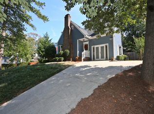 1424 Oakengate Dr, Stone Mountain, GA