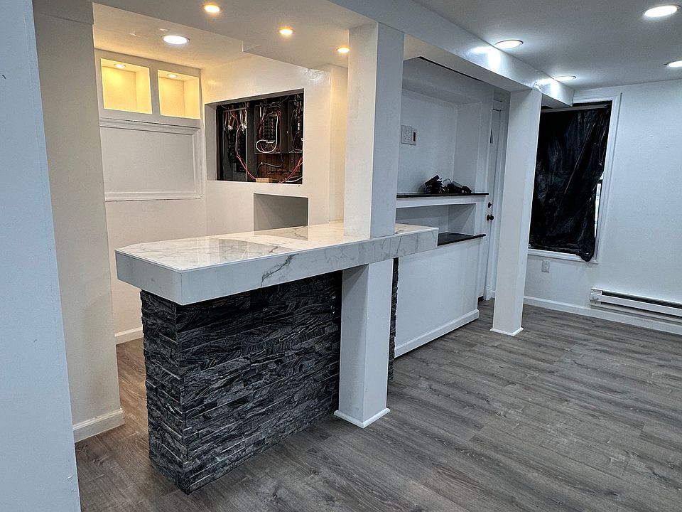 Breakfast Bar