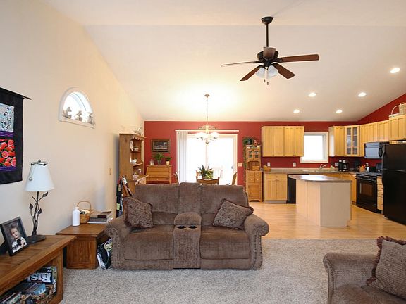 5th image of 4950 Glen Bluff Dr #5