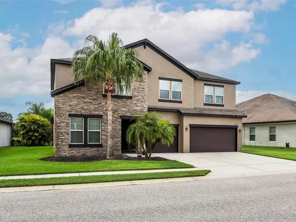 4915 Butler National Dr, Zephyrhills, FL 33543
