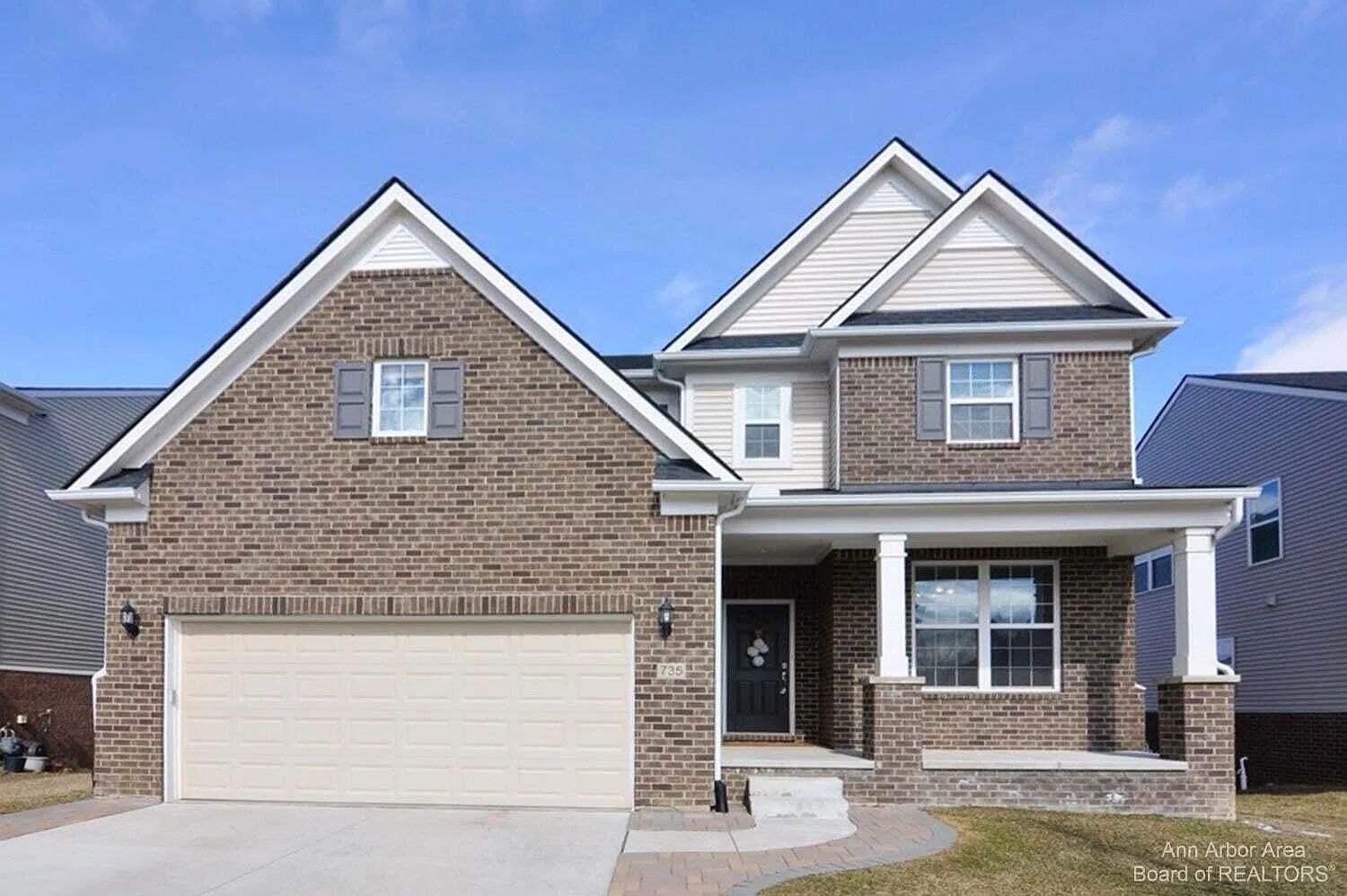 5 bed, 3.0 bath, 3236 sqft, $3,500 — Photo 1