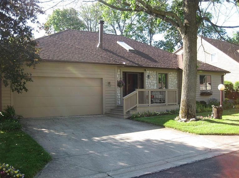 1st image of 55 Colony Park Dr