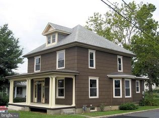 1669 E Derry Rd, Hershey, PA 17033