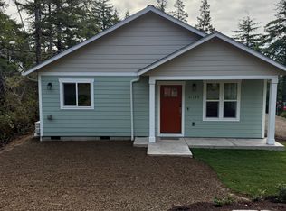 37715 19th St, Manzanita, OR 97130