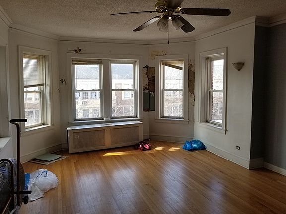 2nd image of 6119 N Fairfield Ave APT 3