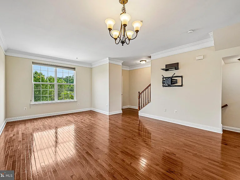 23004 Meadow Mist Rd — Photo 12