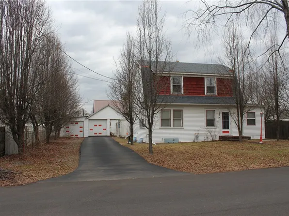 101 Trenton St, Horseheads, NY 14845
