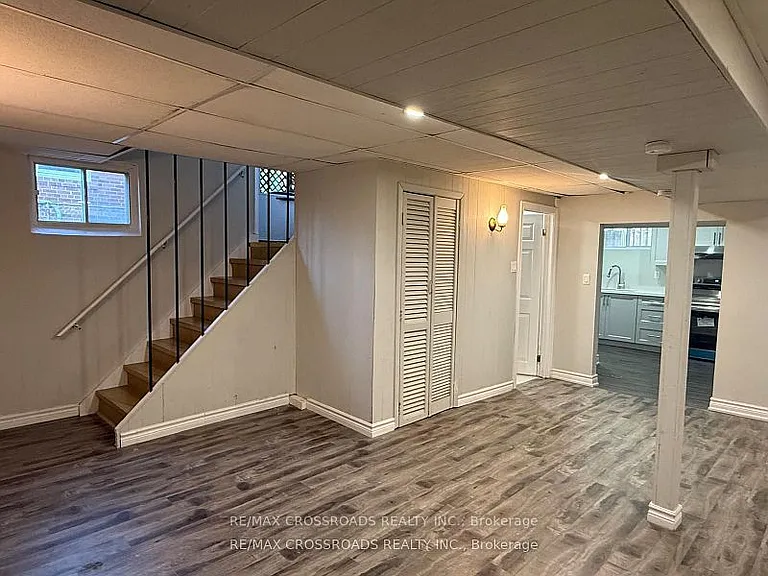 113 Confederation Dr — Photo 3