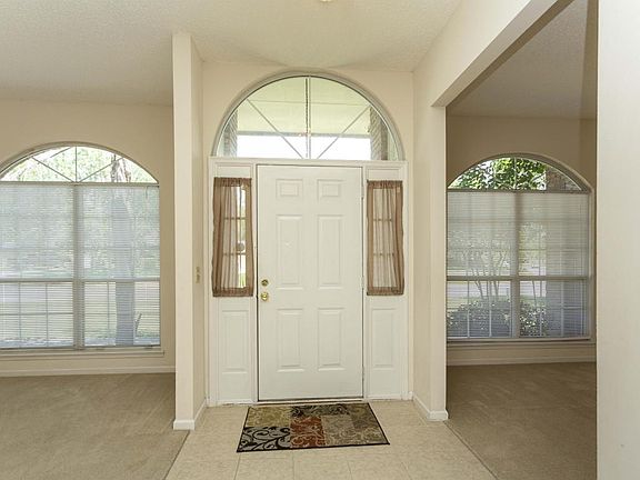 3rd image of 11941 Blue Spruce Ct