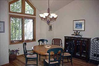 3rd image of 3 Saint Andrews Cir