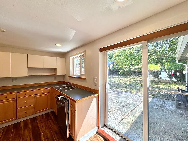 17020 3rd Ave NE — Photo 10