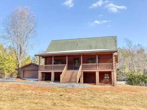 2911 James River Rd, Howardsville, VA 24562