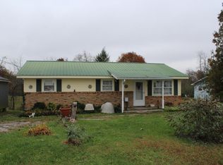 613 Ike Rich Rd, Jamestown, TN 38556
