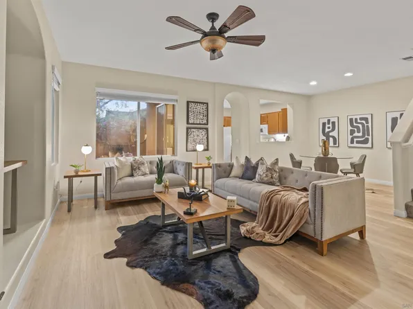 4483 Brisbane Way Unit 5, Oceanside, CA 92058