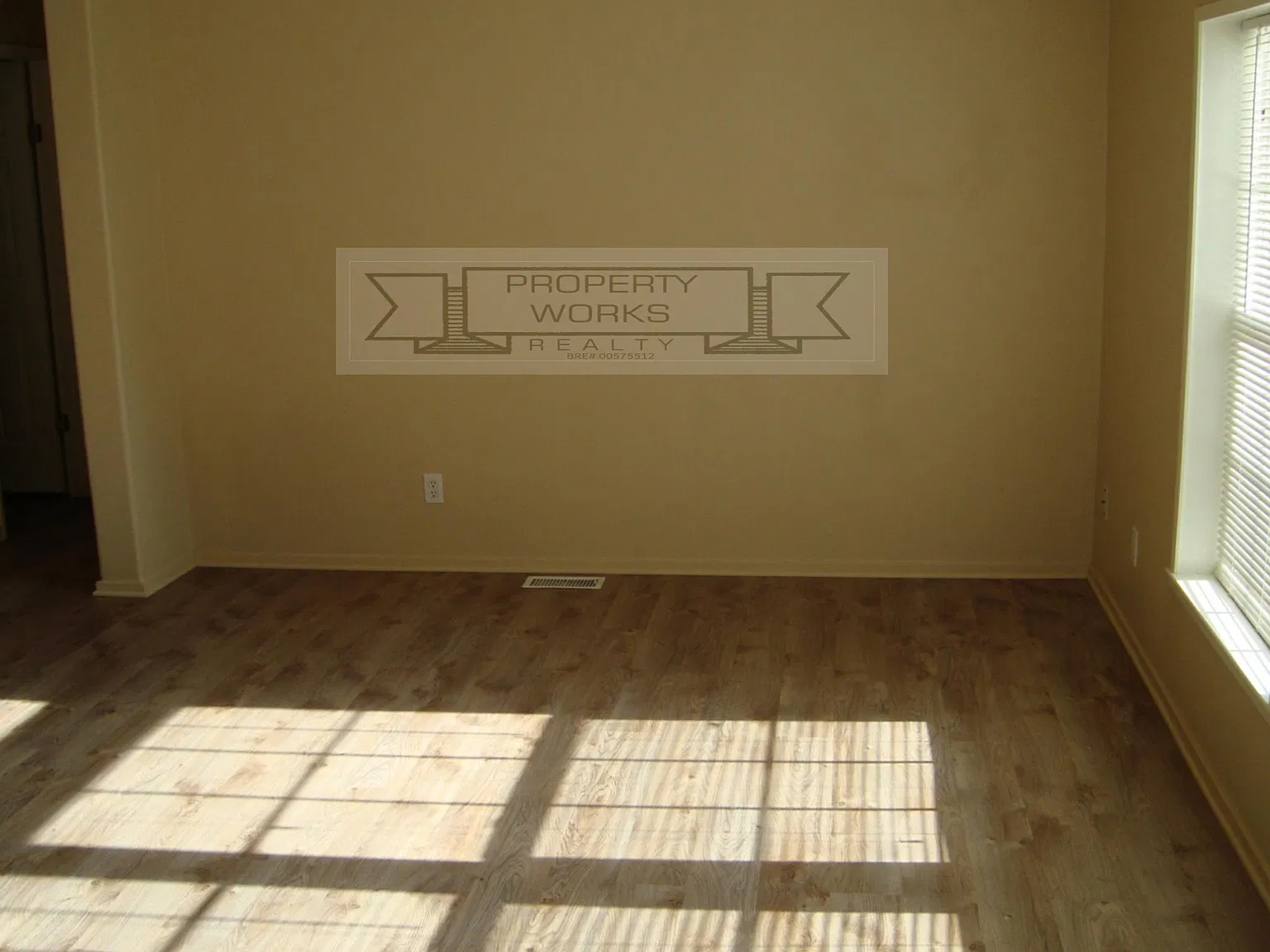 3 bed, 1248 sqft, $1,800 — Photo 2