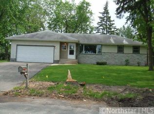 7016 Oliver Cir N, Minneapolis, MN 55430