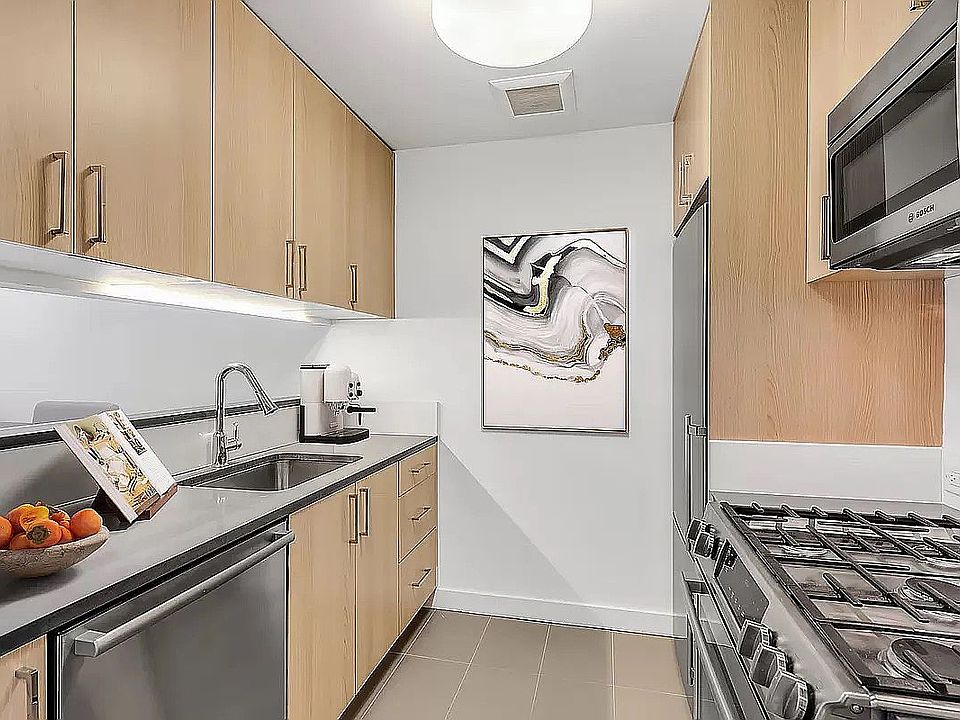 1st image of 200 E 39th St APT 9F
