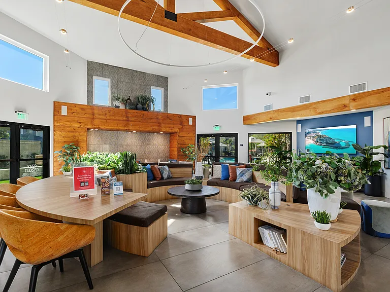Host, hang out, or just relax in the clubhouse.