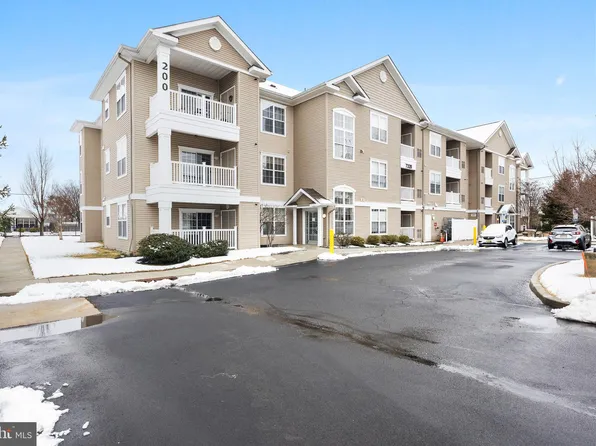 7320 Maple Ave APT 222, Pennsauken, NJ 08109